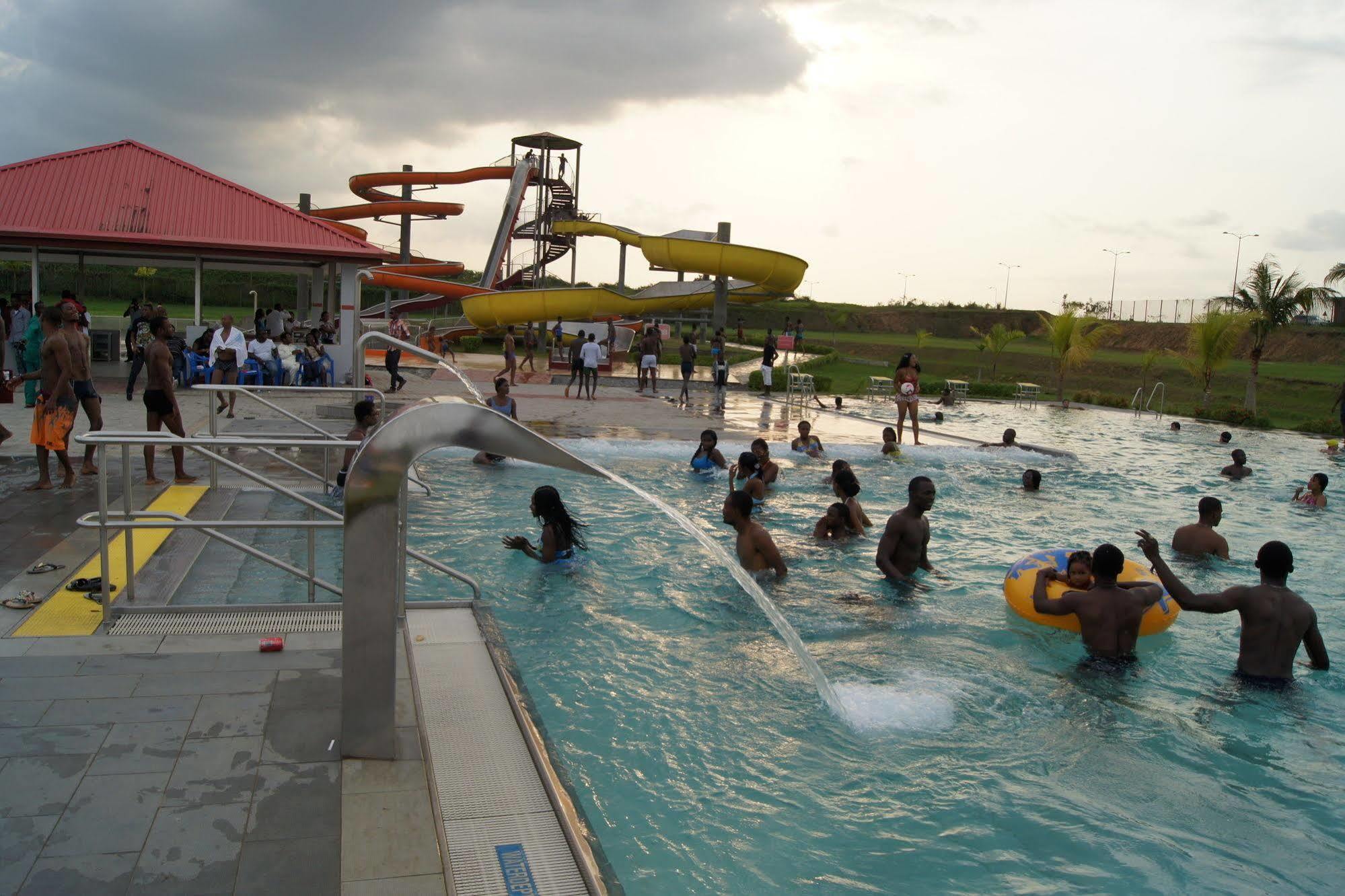 Tinapa Lakeside Hotel Calabar Exteriér fotografie